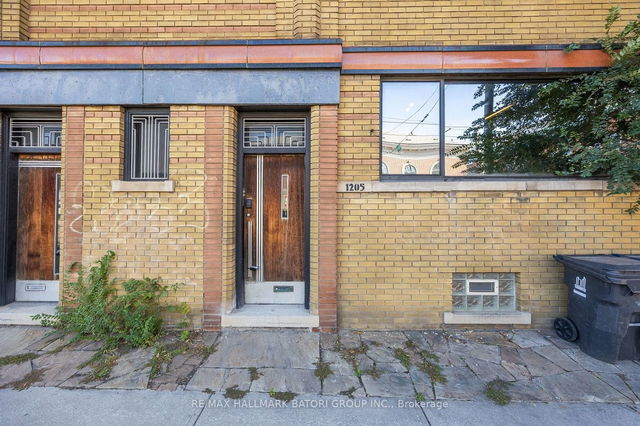 1205 Bathurst Street
