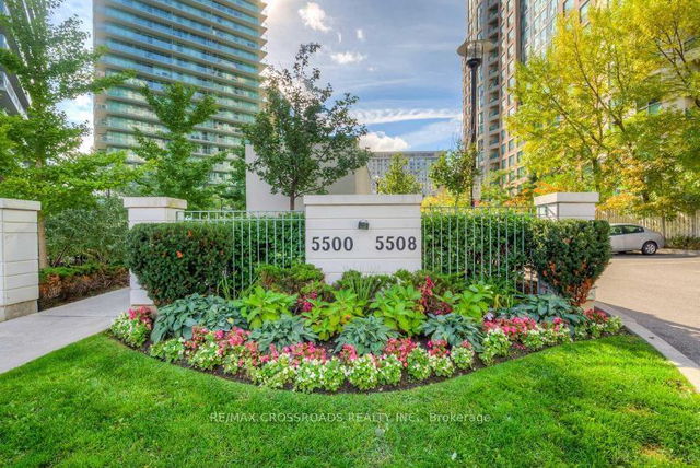 805 - 5500 Yonge Street