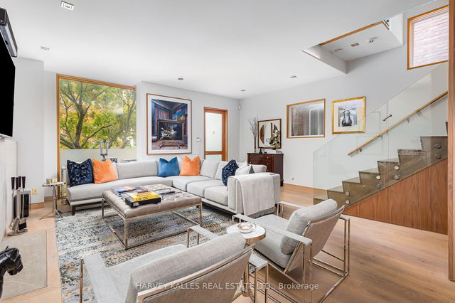 46 Elgin Avenue