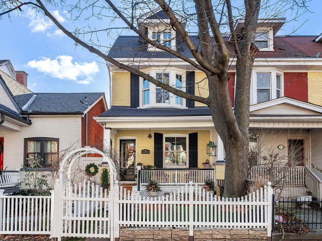 25 Spruce Street