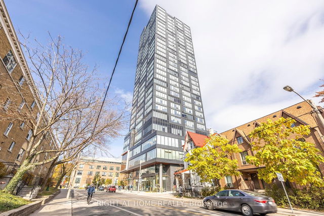 504 - 203 College Street