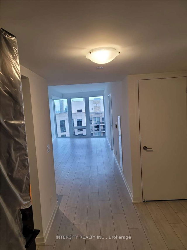 Ph 105 - 60 Shuter Street