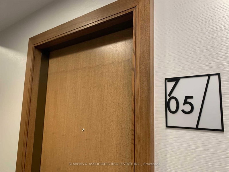 Room1