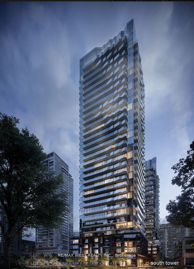 907S - 110 Broadway Avenue