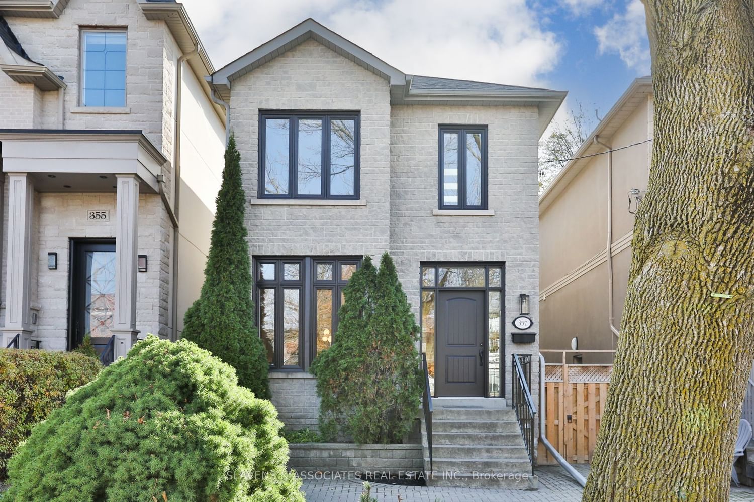 Detached House sold at 357 Castlefield Avenue, Toronto, Lawrence Park South, M5N 1L4 - MLS: C7277346