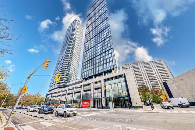1703 - 575 Bloor Street