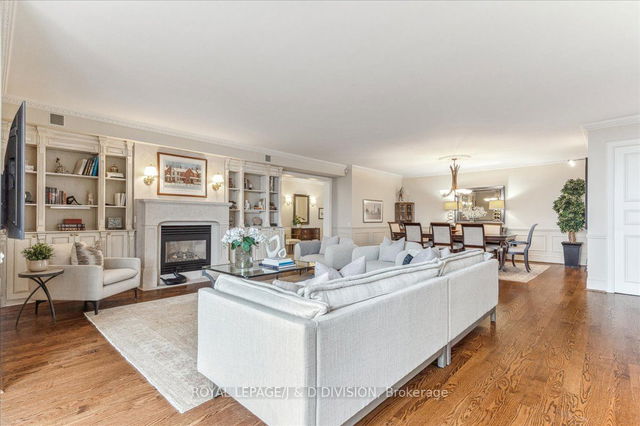 PH25 - 3600 Yonge Street