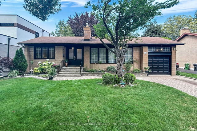 47 Lacewood Crescent