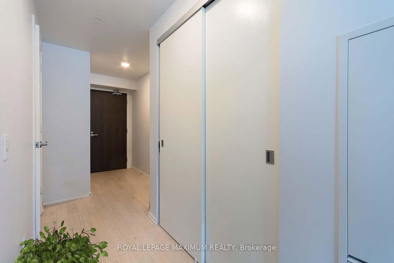 425 - 12 Bonnycastle St, Toronto, M5A 0C8 | Image 3