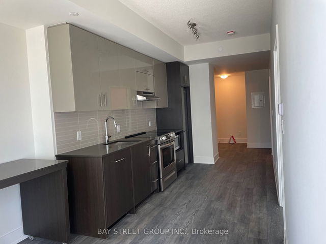 1101 - 188 Fairview Mall Drive