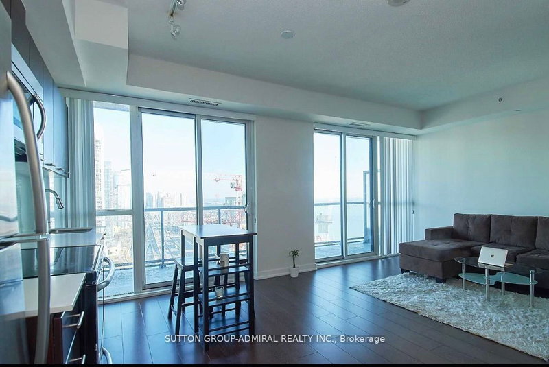 Lph5 - 20 Bruyeres Mews, Toronto, M5V 0G8 | Image 2