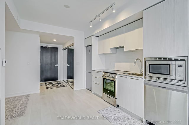 5103 - 501 Yonge Street