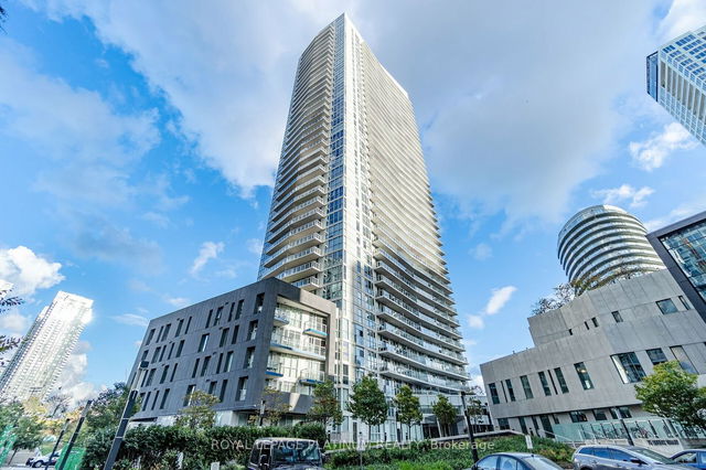 319 - 75 Queens Wharf Road