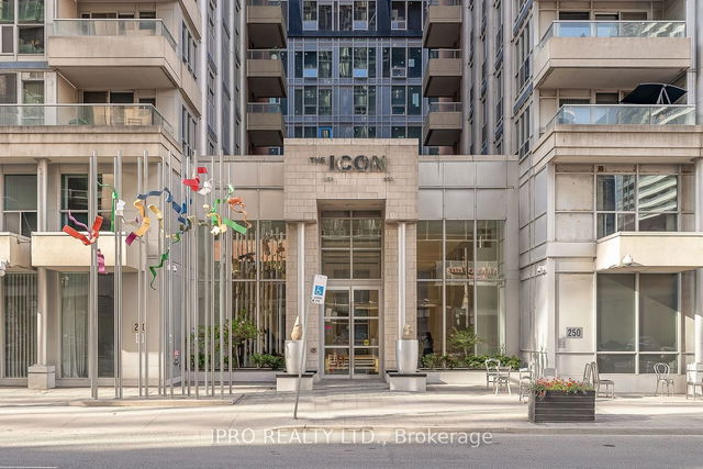 523 - 270 Wellington Street