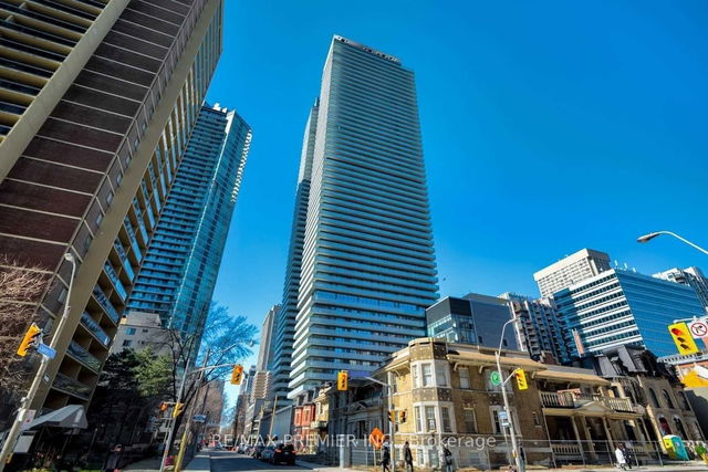 607 - 50 CHARLES Street