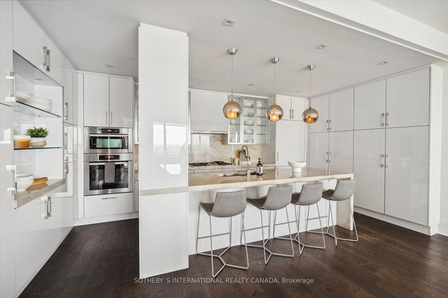705 - 29 Queens Quay N/A