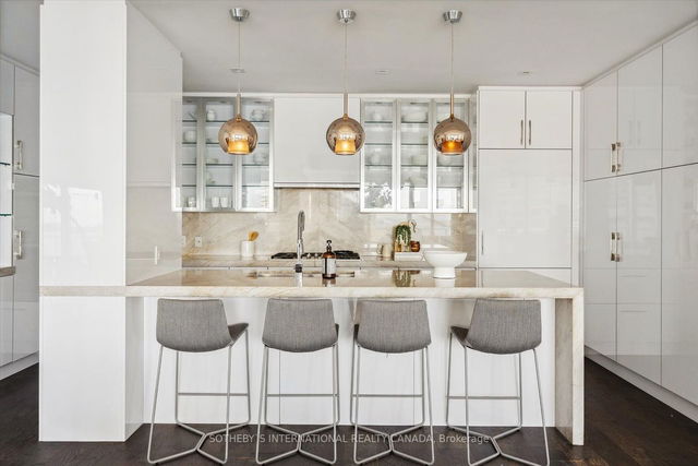 705 - 29 Queens Quay N/A
