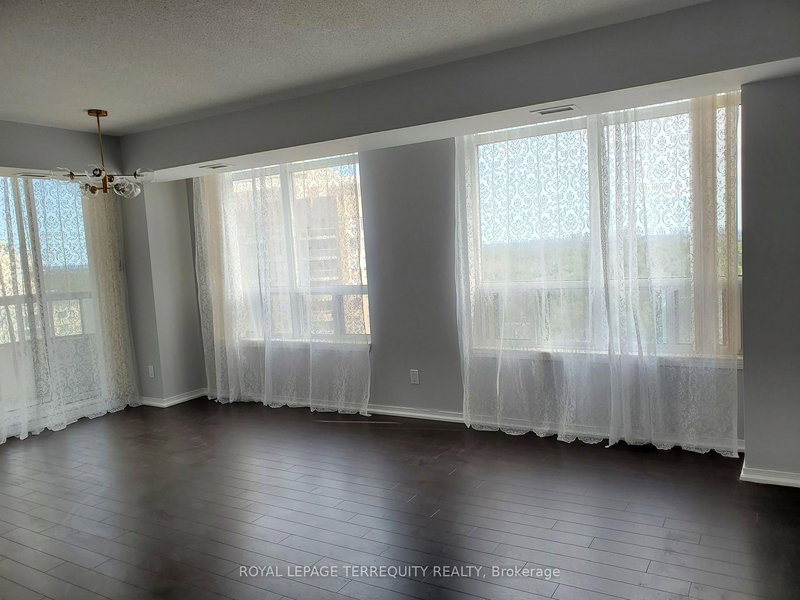 1707 - 8 Hillcrest Ave, Toronto, M2N 6Y6 | Image 3