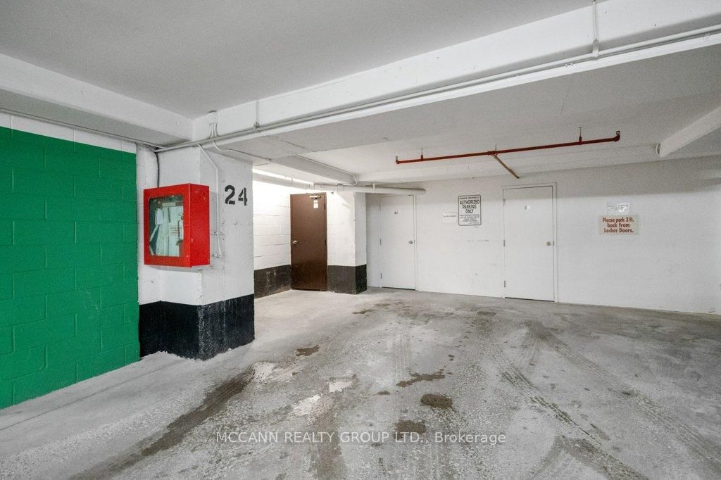 Listing Image 23