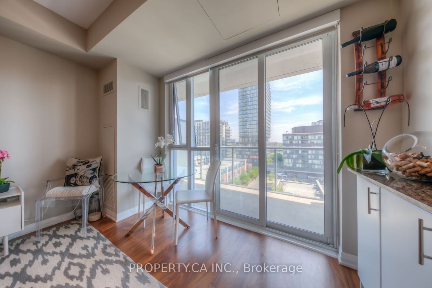 Condo leased at 720-25 Cole Street, Toronto, Regent Park, M5A 4M3 - MLS: C7299420