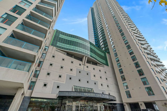 3701 - 77 Harbour Square
