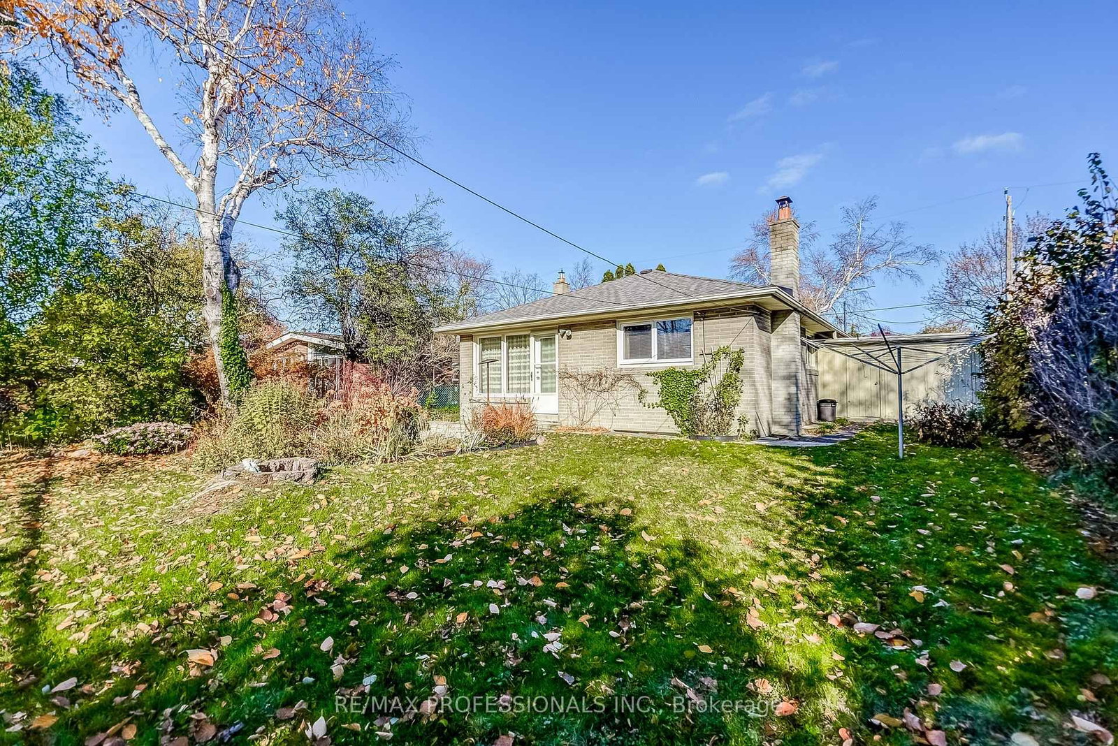 Listing Image 32
