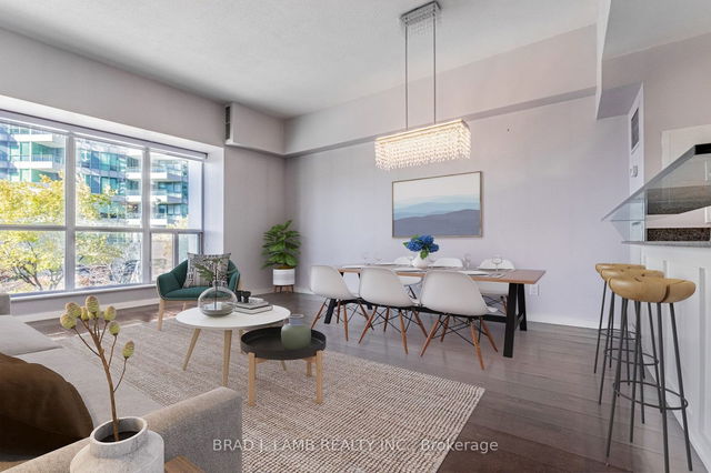 210 - 218 QUEENS QUAY Street