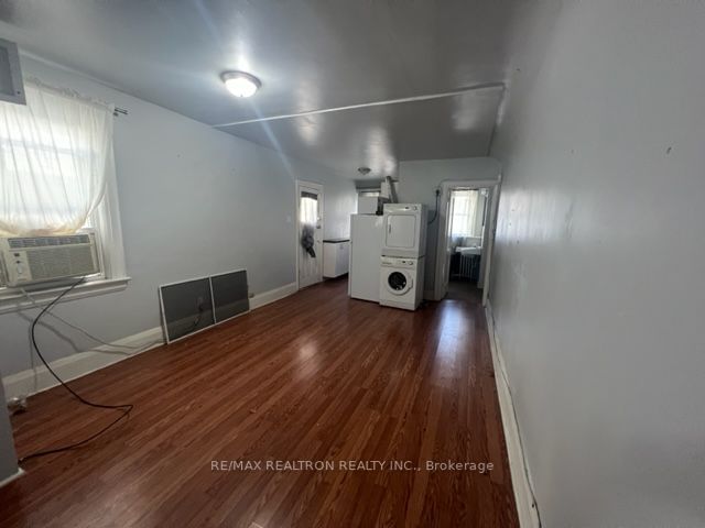 2ND FL - 3401 YONGE St, Toronto, M4N 2M8 | Image 2