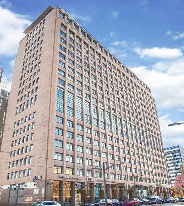 528 - 111 St. Clair Avenue