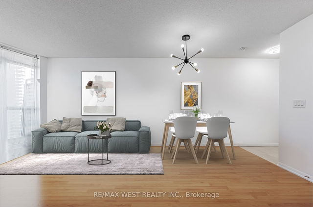 2809 - 18 Yonge Street