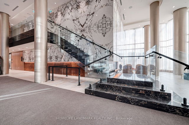 910 - 25 Adra Grado Way