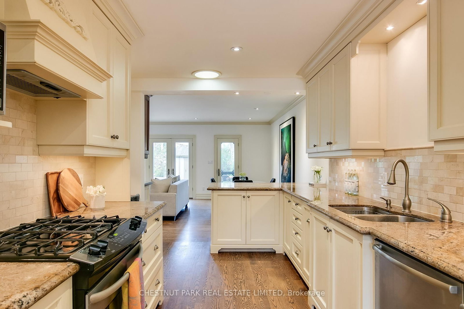 Listing Image 13