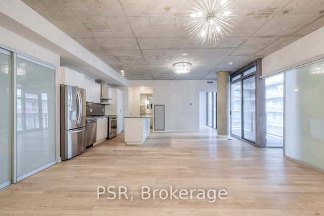 415 - 650 King Street