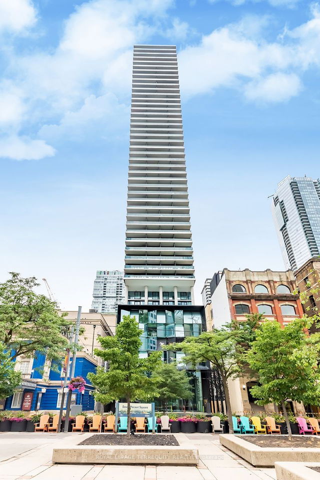 1302 - 224 King Street