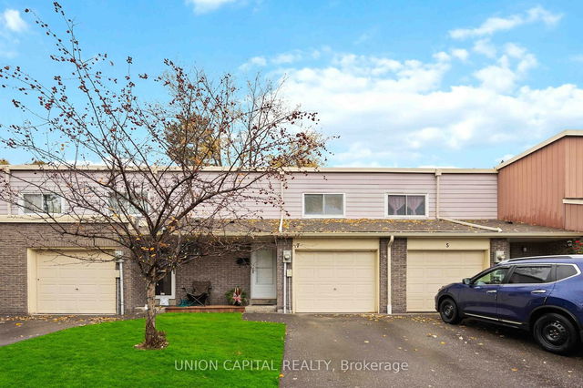 94 - 7 Pepper Vine Way
