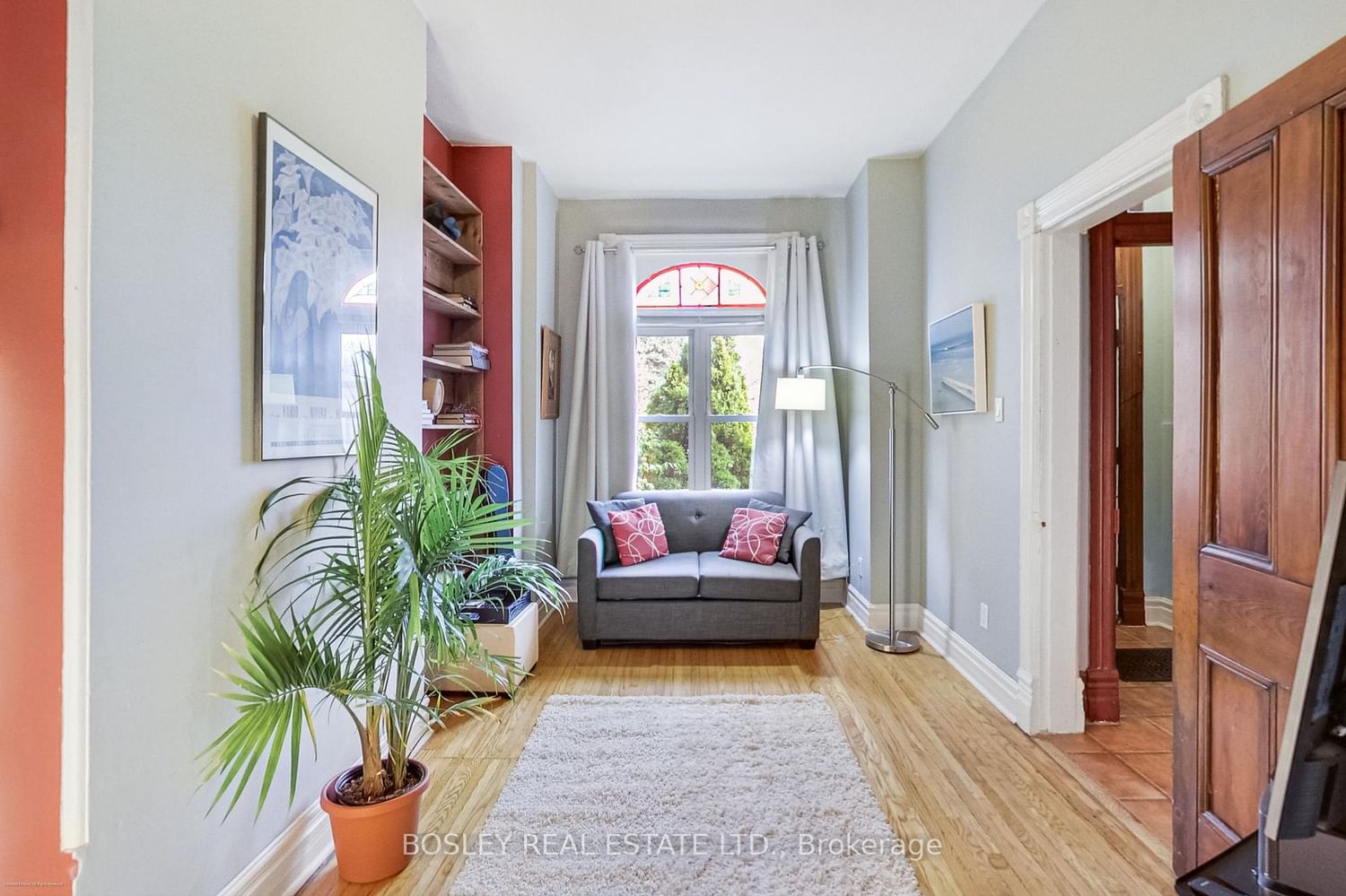 Listing Image 7
