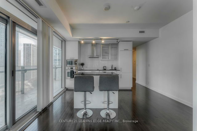 1210 - 12 York Street