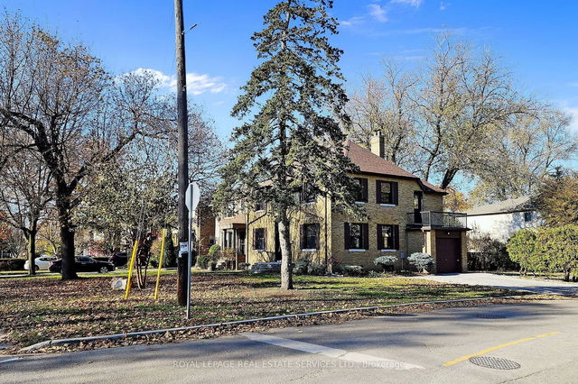 118 Armour Boulevard