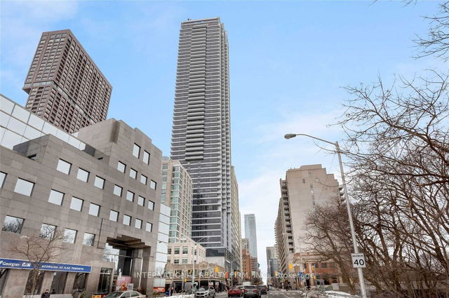 2401 - 395 Bloor Street