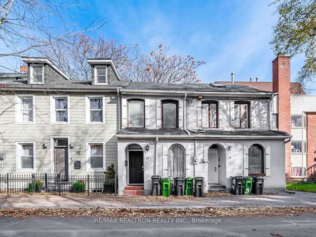11 Trefann Street