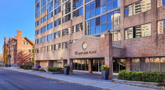 503 - 15 Maitland Place
