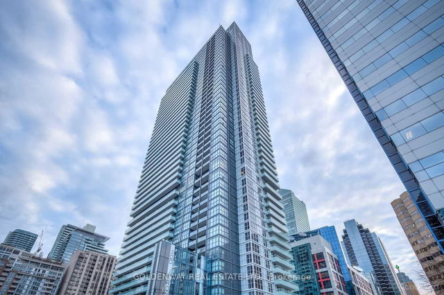 610 - 300 Front Street