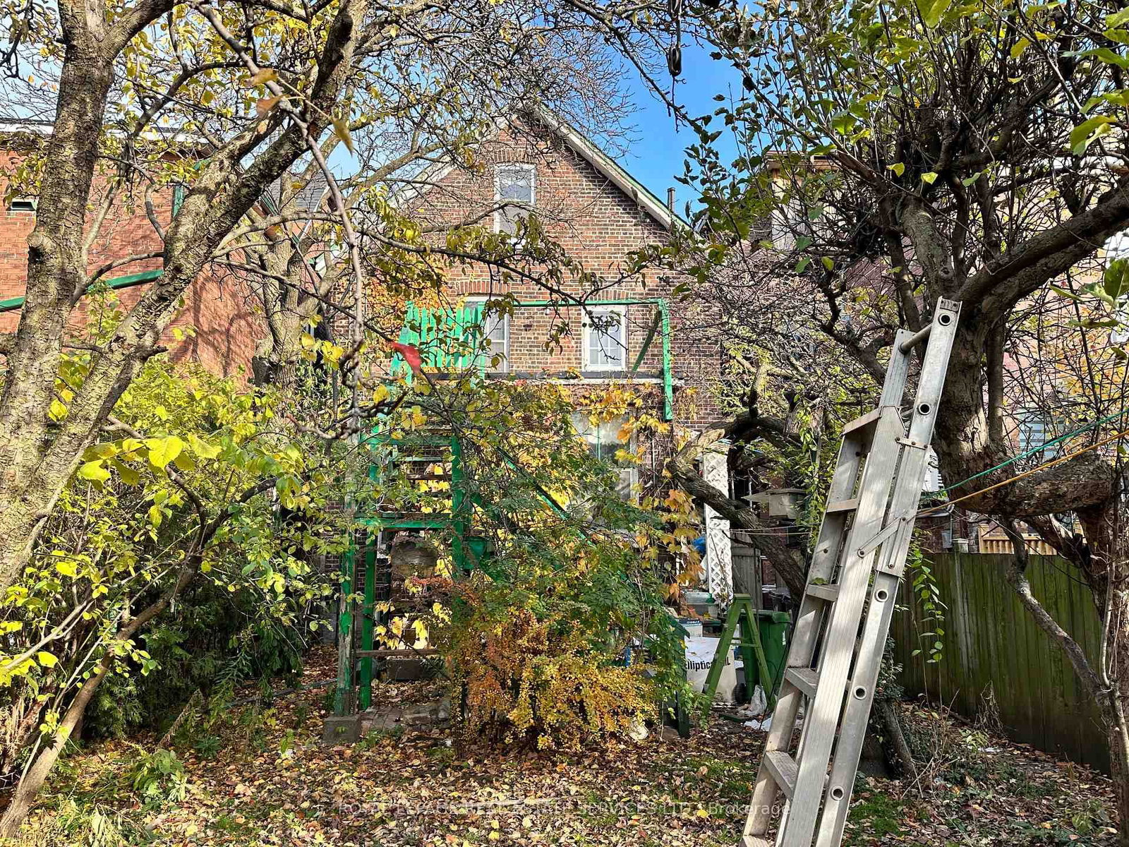Listing Image 7