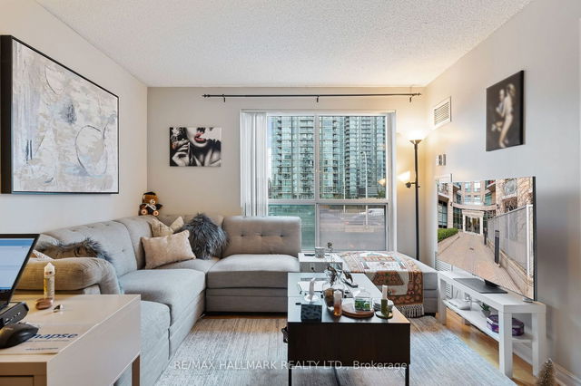 505 - 410 Queens Quay
