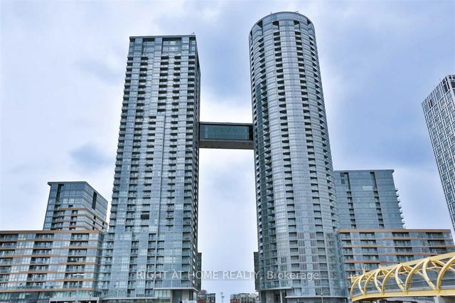 1611 - 15 Iceboat Terrace