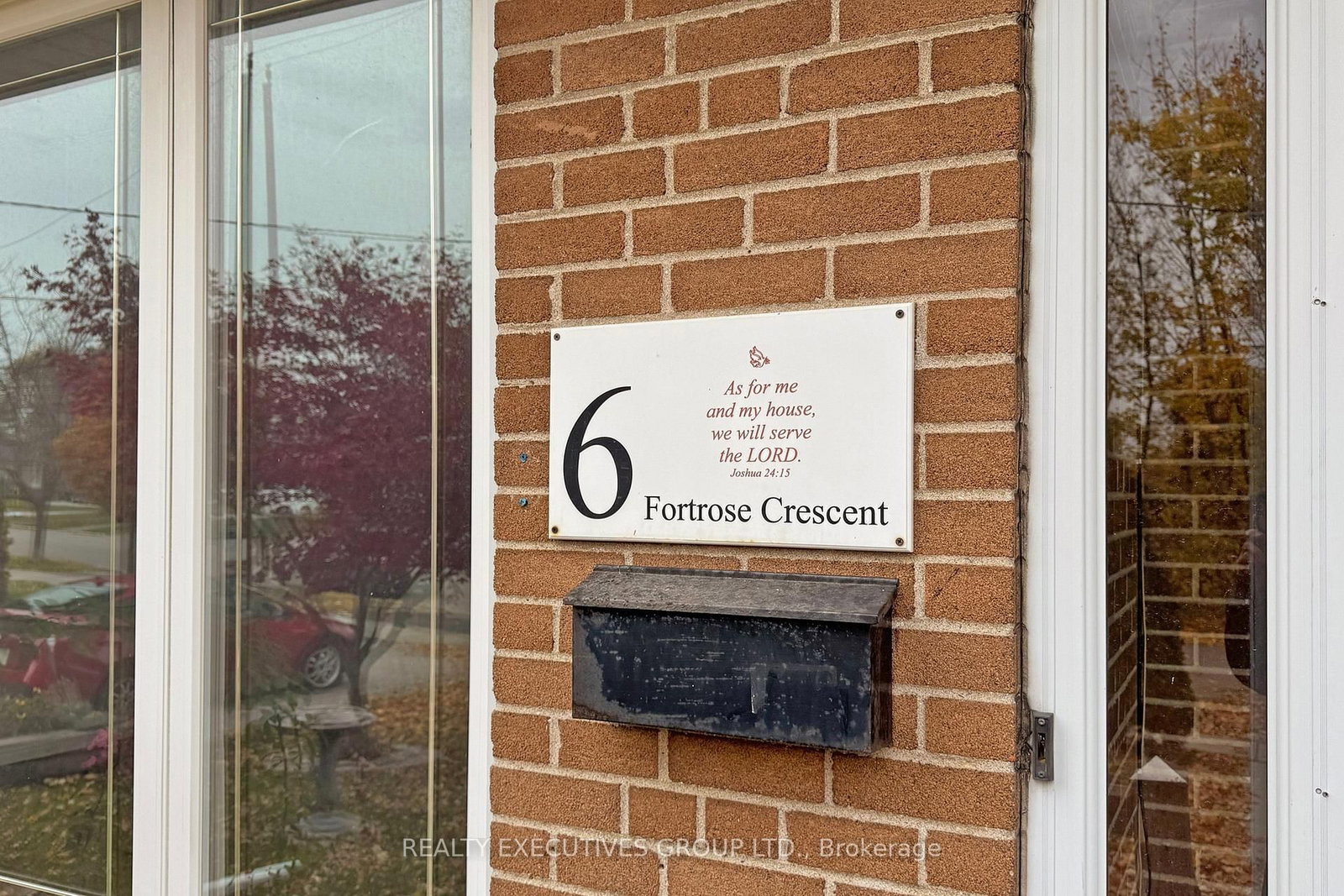 Listing Image 4