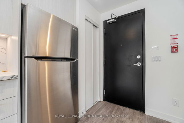 28 - 871 Sheppard Avenue