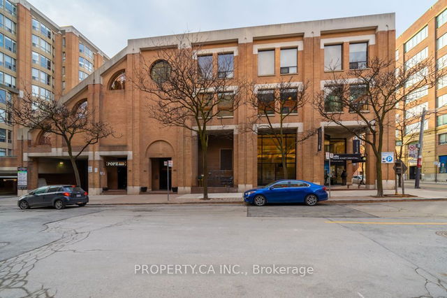 403 - 180 Frederick Street