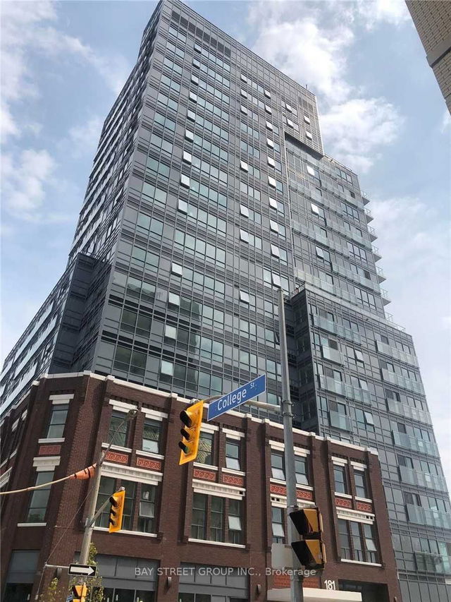 606 - 181 Huron Street