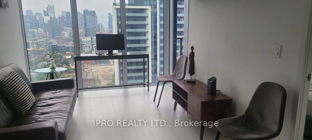 PH22 - 19 Western Battery Road